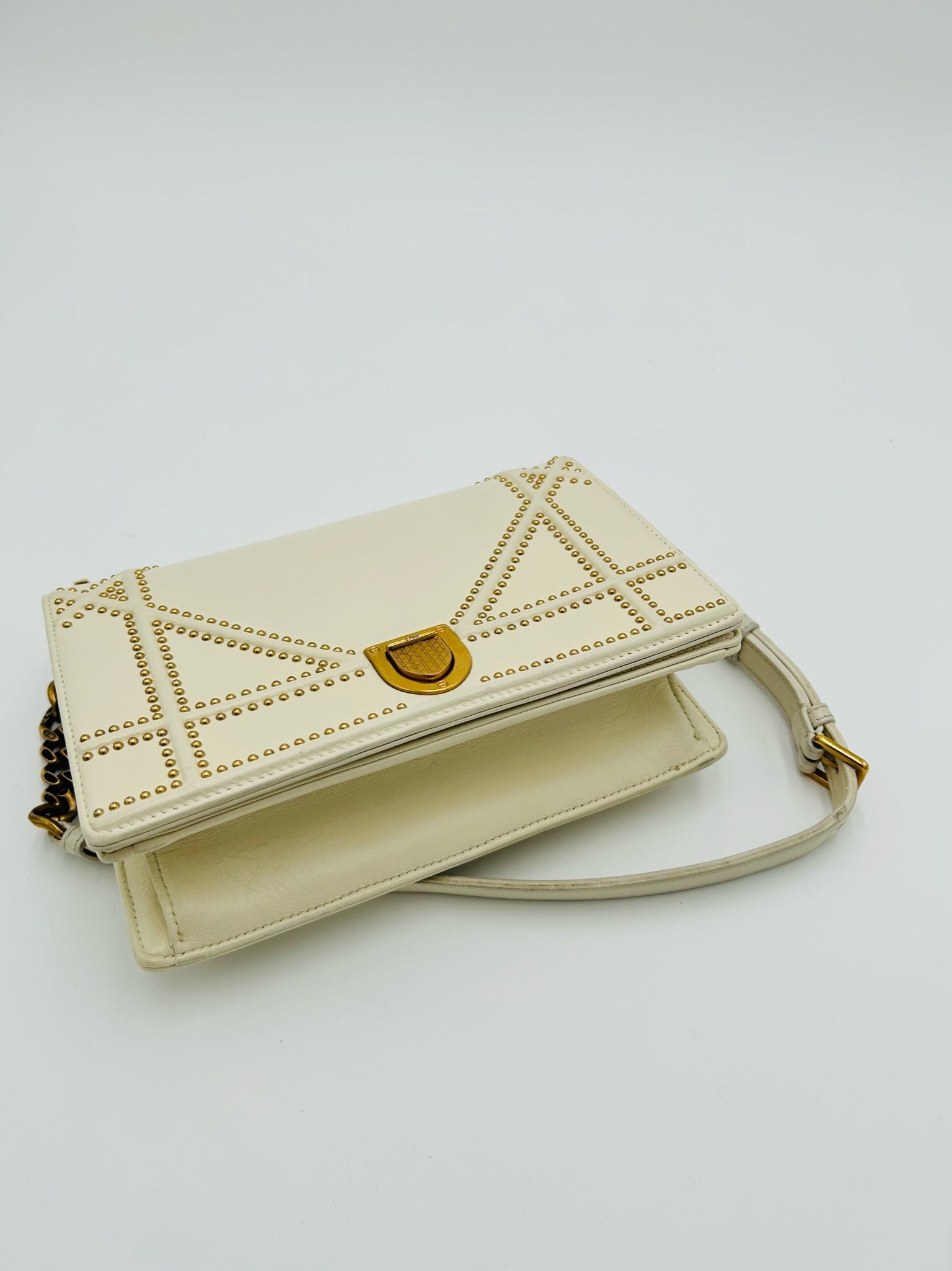CHRISTIAN DIOR DIORAMA OFFWHITE WITH GOLD STUDS